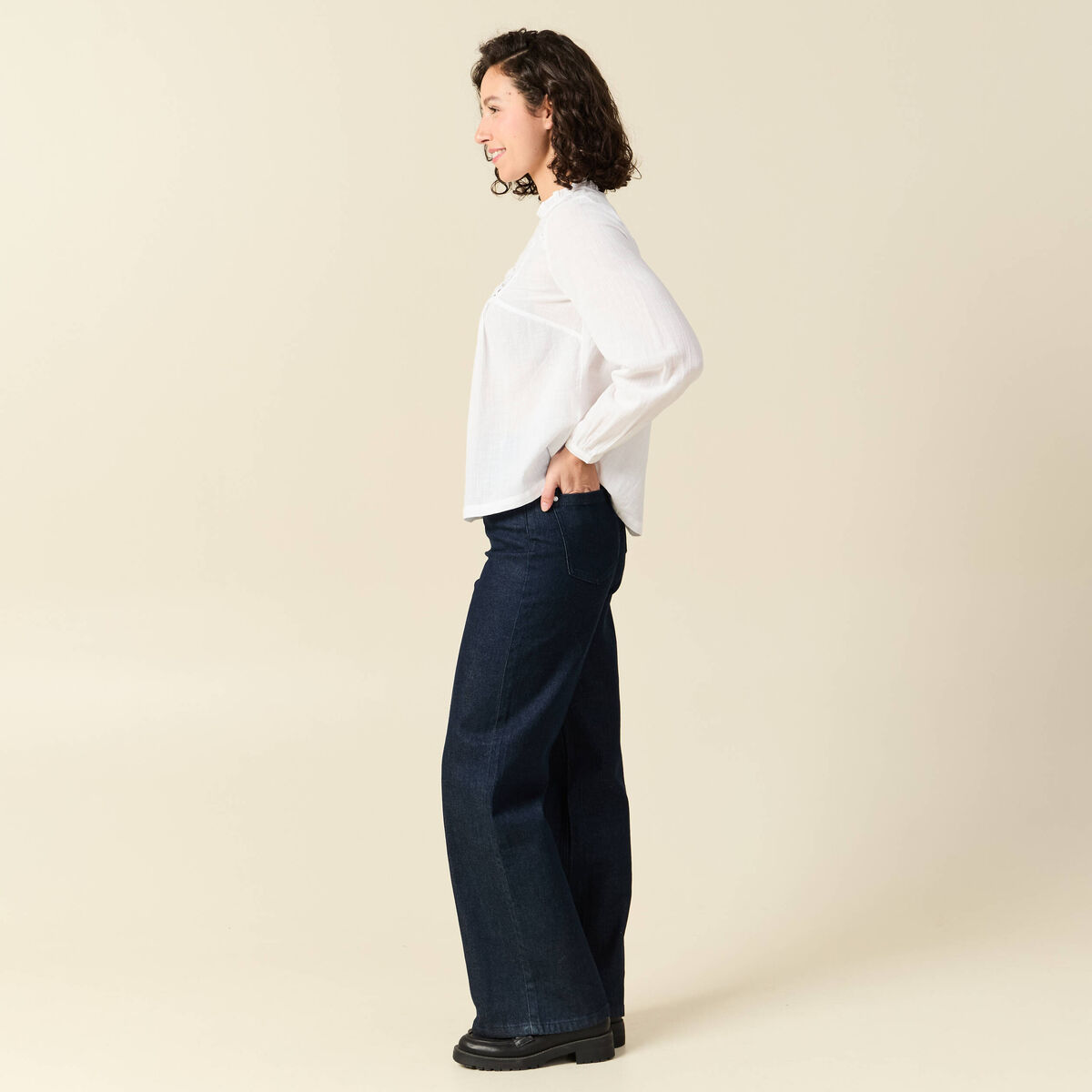 Chemise col montant manches longues ecru femme
