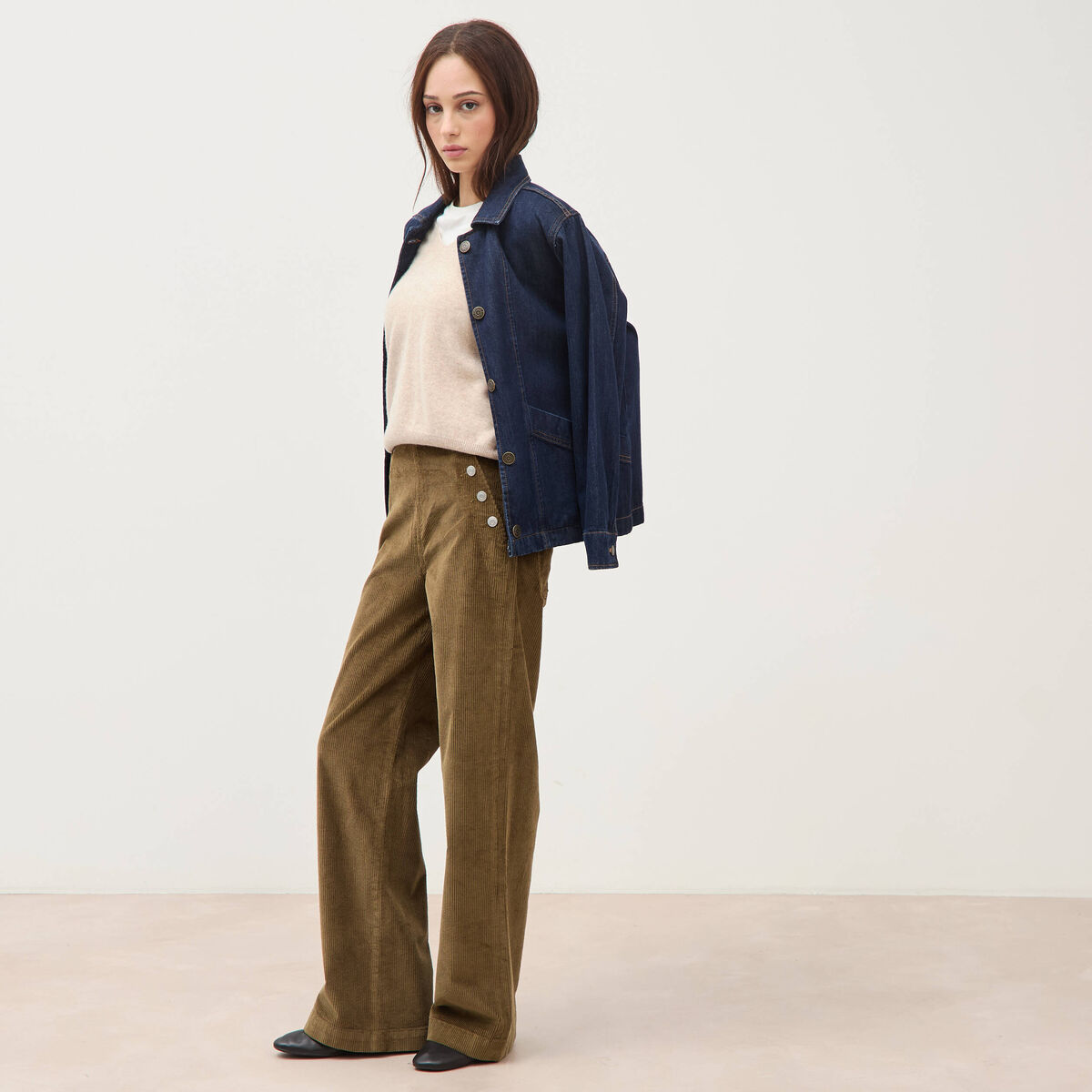 Pantalon large taille haute en velours vert olive femme