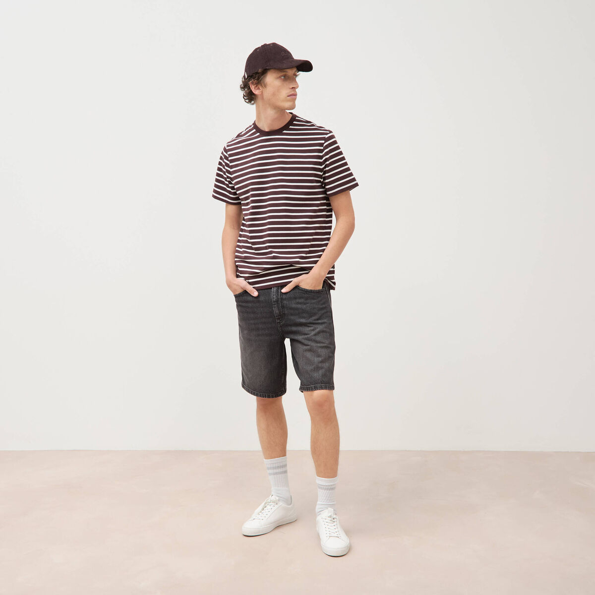T-shirt en coton manches courtes marron fonc&eacute; homme