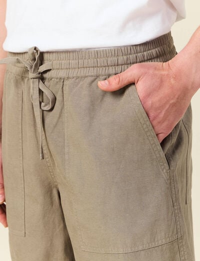 Short droit à coulisse vert kaki homme