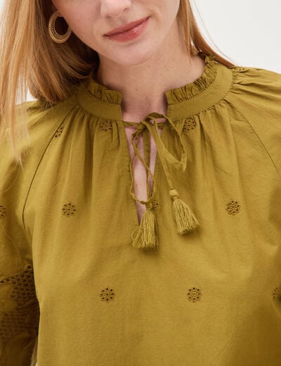 Blouse en coton manches courtes dentelle vert kaki femme