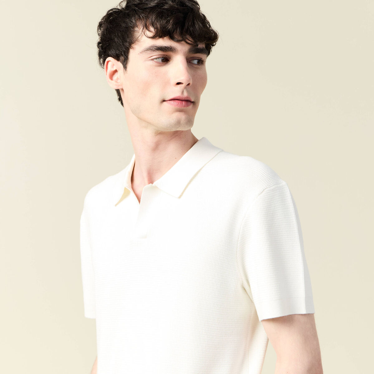 Polo cintré manches courtes ecru homme