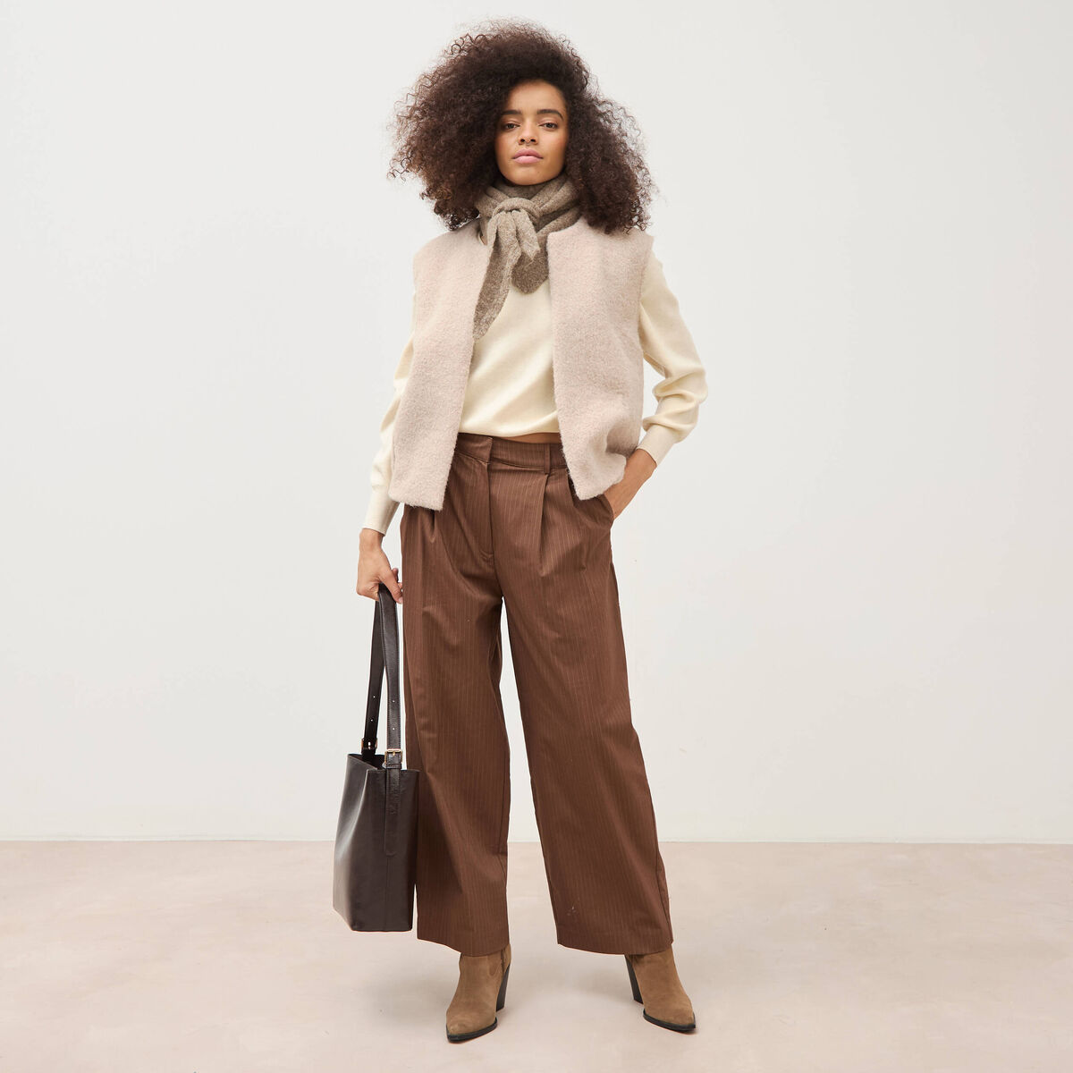 Pantalon large ray&eacute; taille standard marron fonc&eacute; femme
