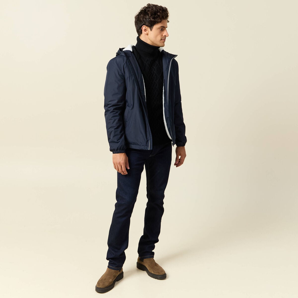 Tricot col montant noir homme