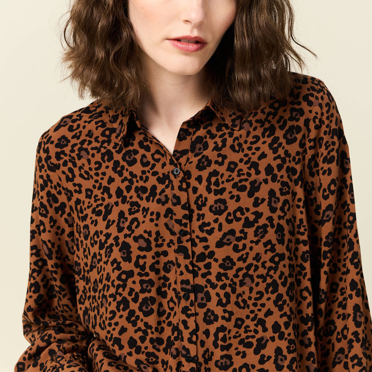 Chemise manches longues fluide marron foncé femme