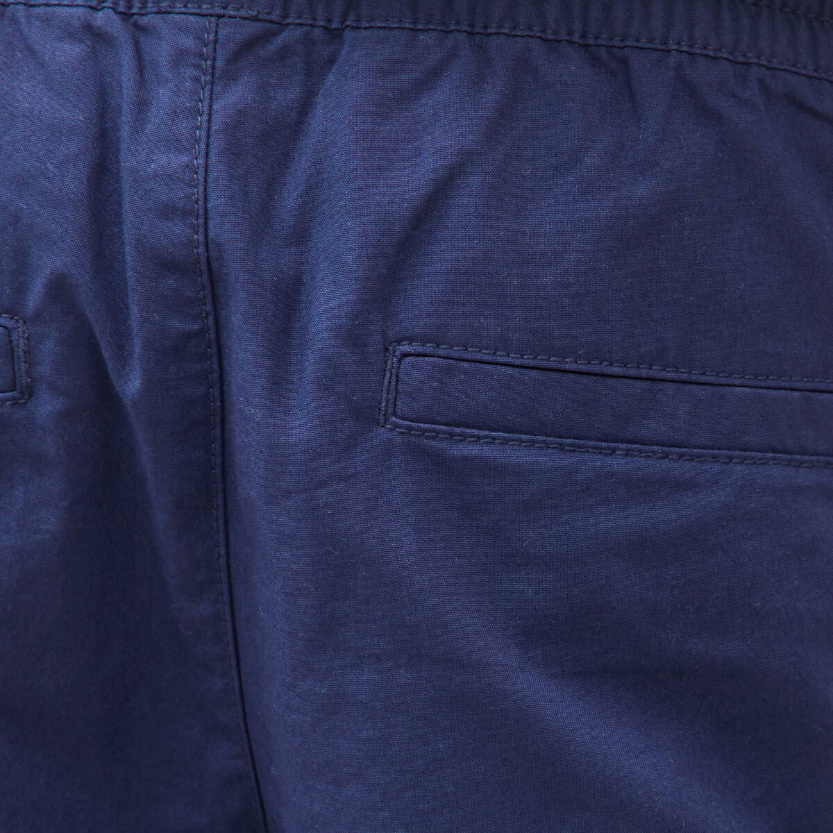 Bermuda en coton bleu fonc&eacute; homme