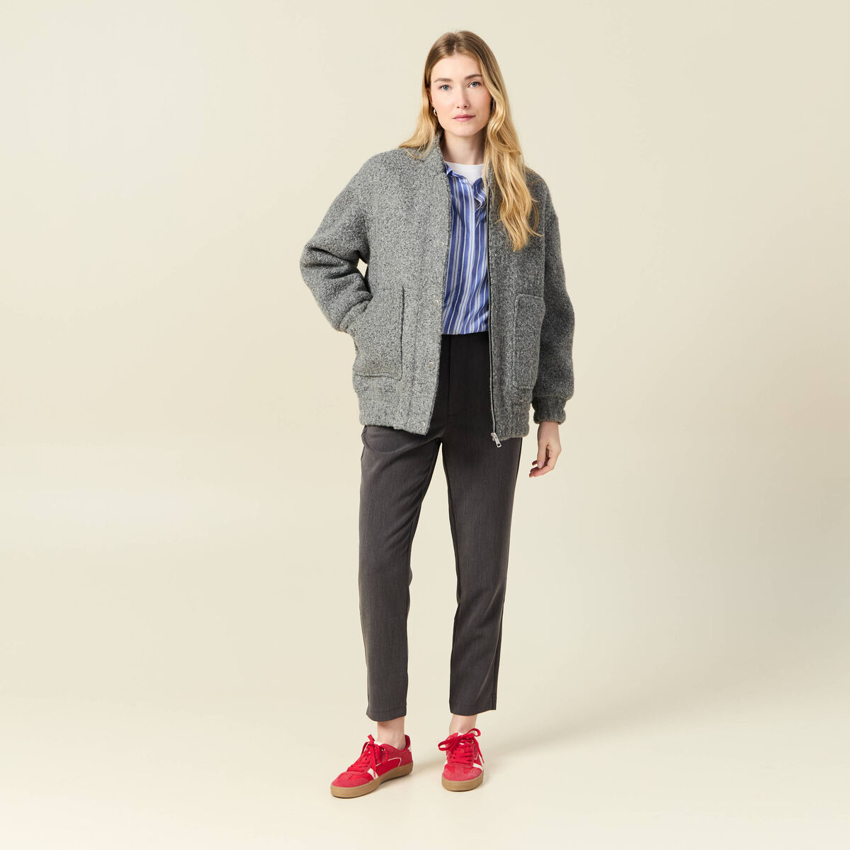 Pantalon cigarette gris femme