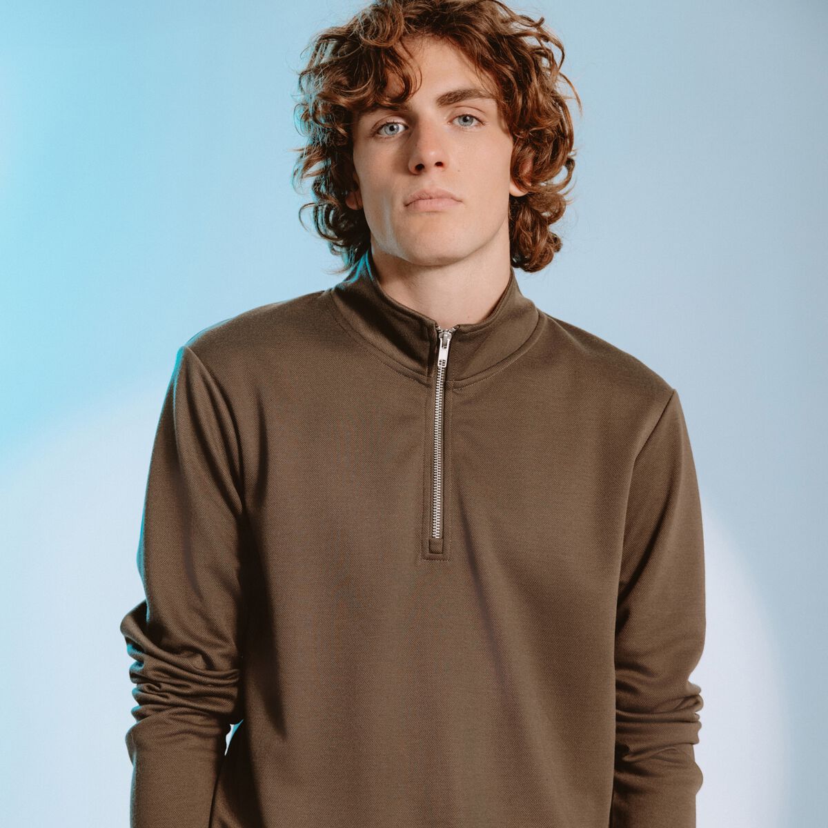 Sweat droit col montant manches longues taupe homme
