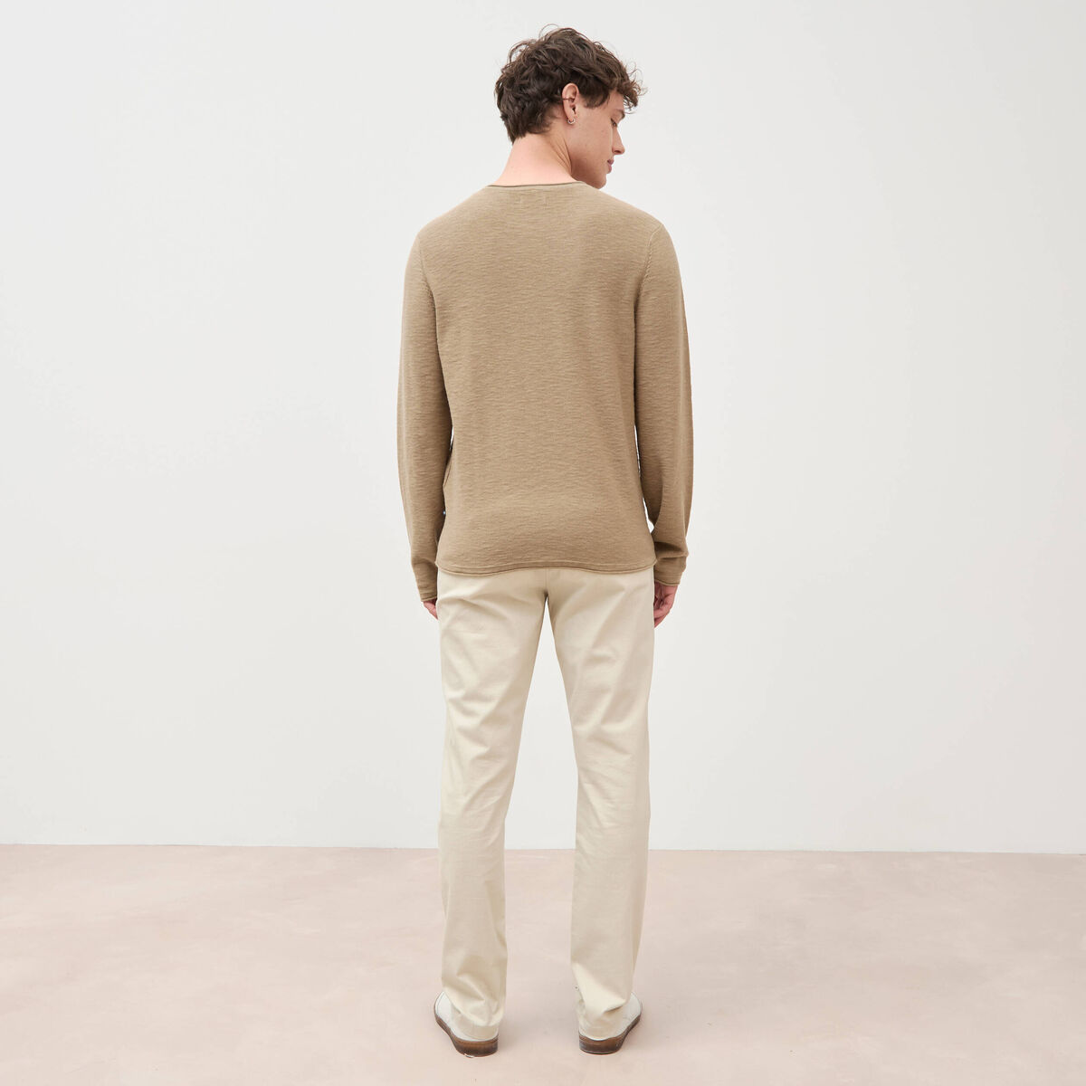 Pull fin en coton manches longues vert olive homme