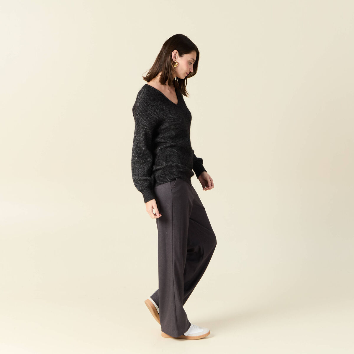 Pull manches longues ajour&eacute; noir femme