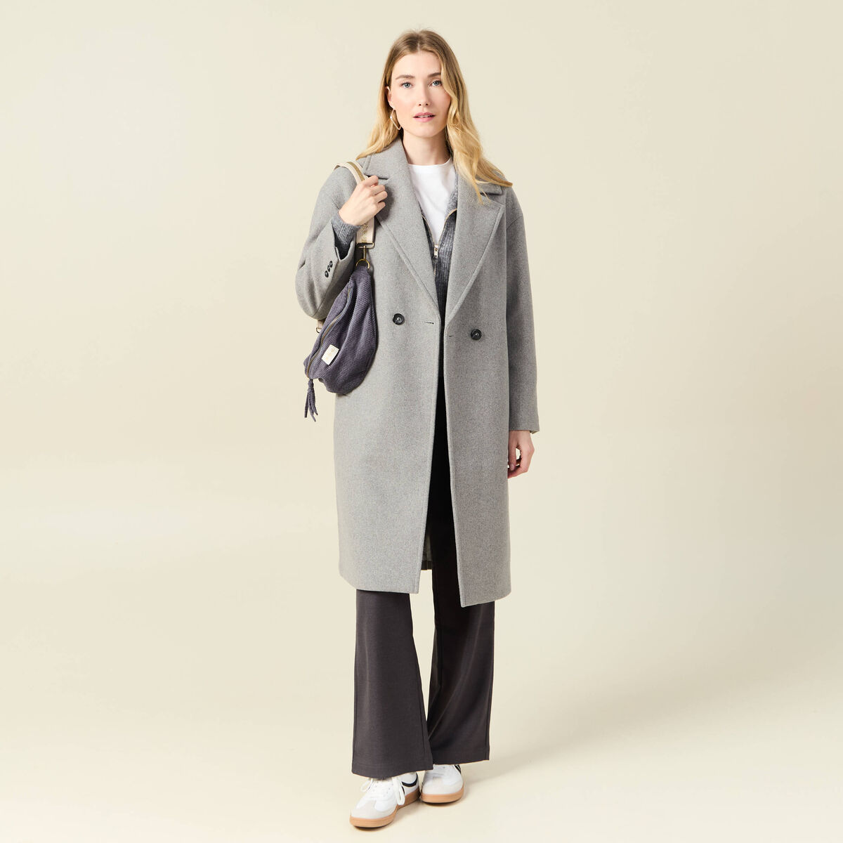 Gilet manches longues capuche gris clair femme