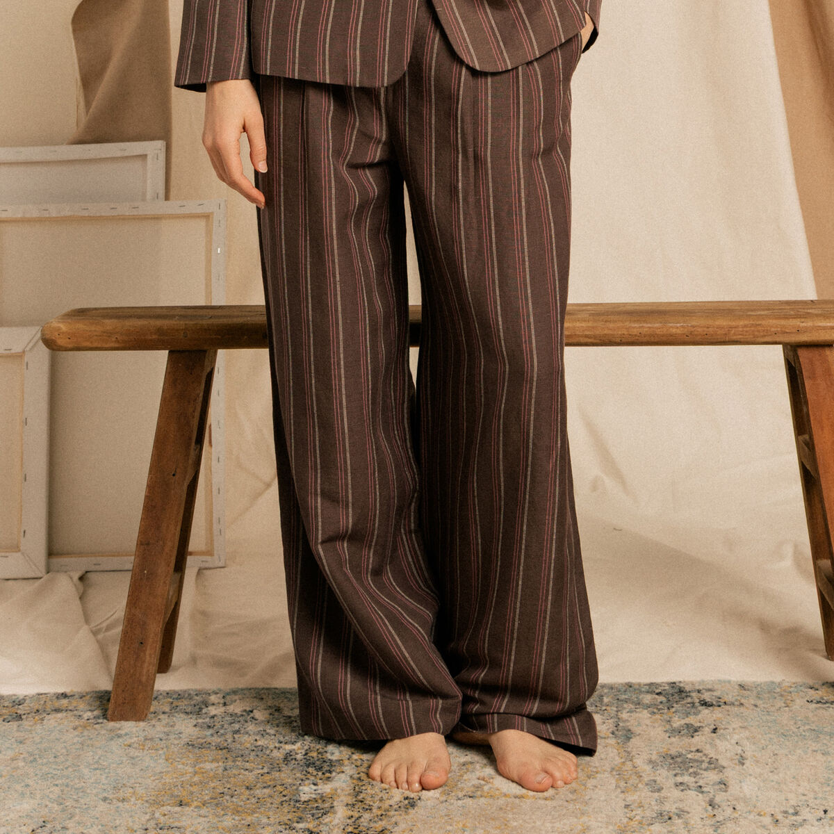 Pantalon large taille haute ray&eacute; marron chocolat femme