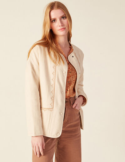 Veste droite boutonnée creme femme