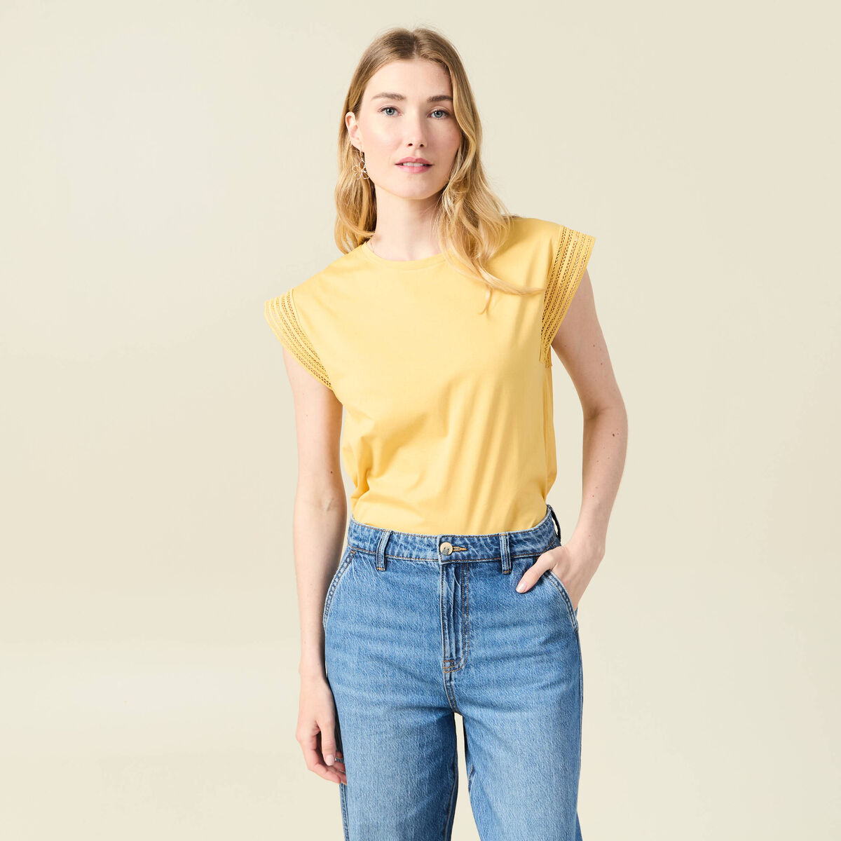 T-shirt manches courtes jaune moutarde femme