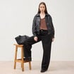 Jeans ample d&eacute;tails clout&eacute;s denim noir femme