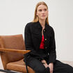 Veste courte boutonn&eacute;e noir femme