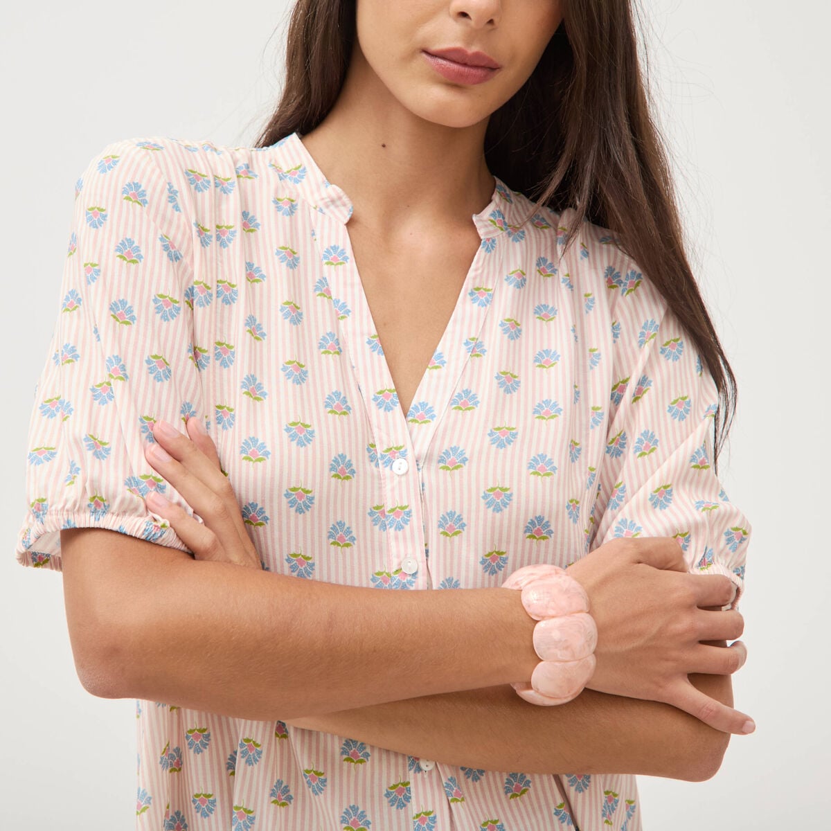 Chemise droite col v manches courtes rose femme