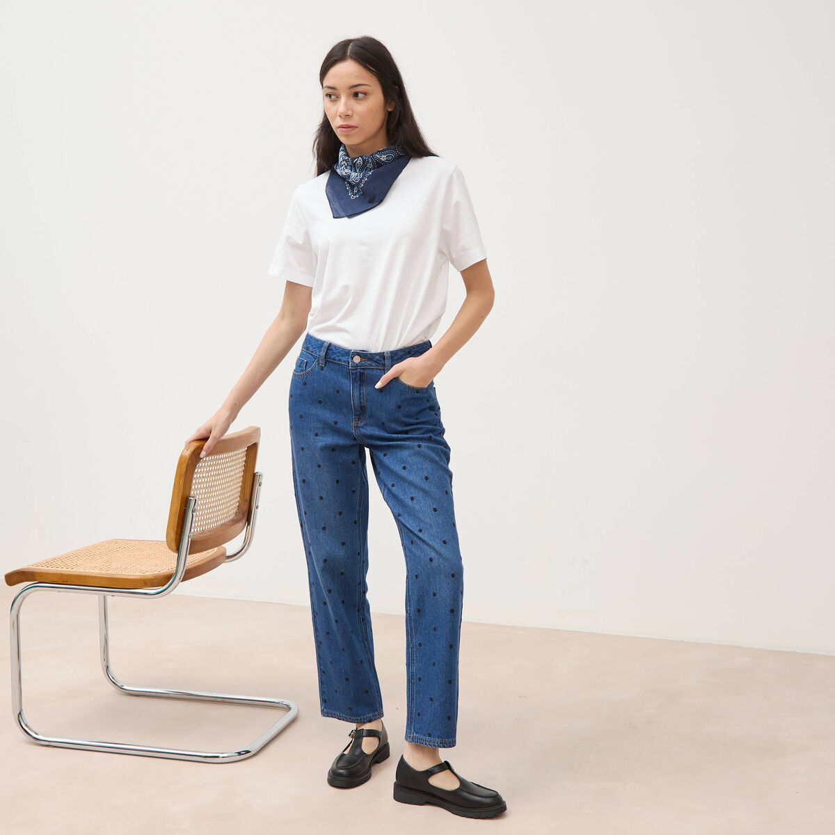 Jeans straight taille haute broderie bleu clair femme