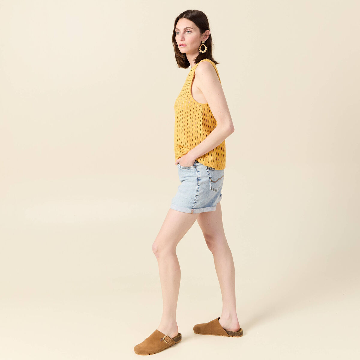 Débardeur sans manches ajouré jaune femme