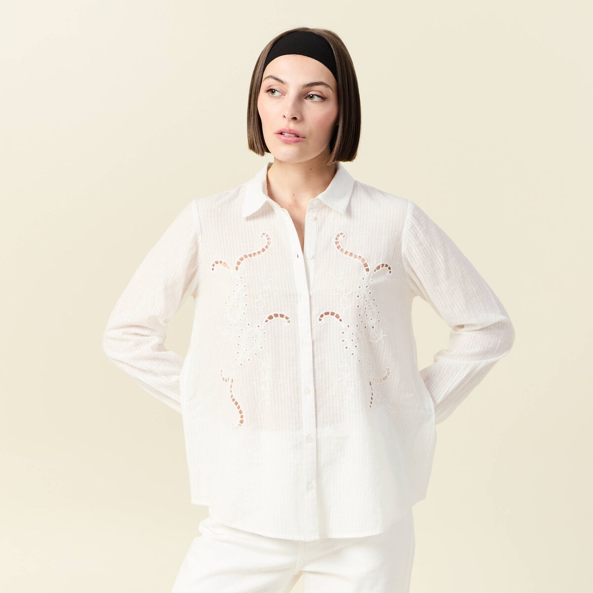 Chemise manches longues en coton brodée creme femme