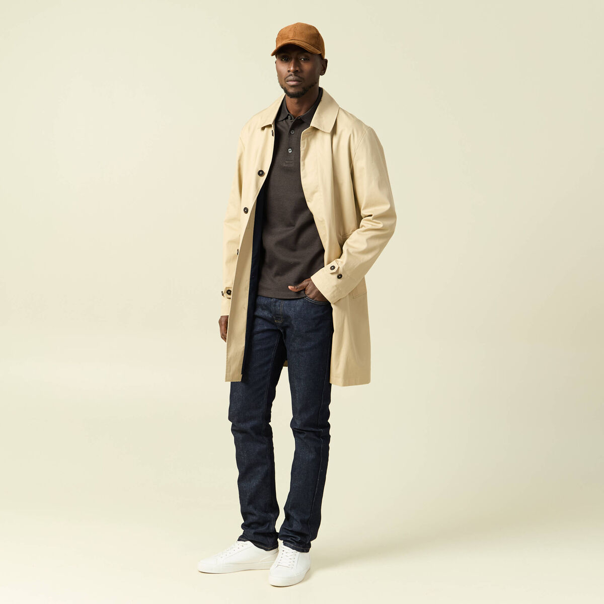 Polo cintr&eacute; manches longues marron fonc&eacute; homme