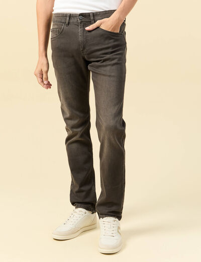 Jeans straight longueur 34 denim marron fonc&eacute; homme