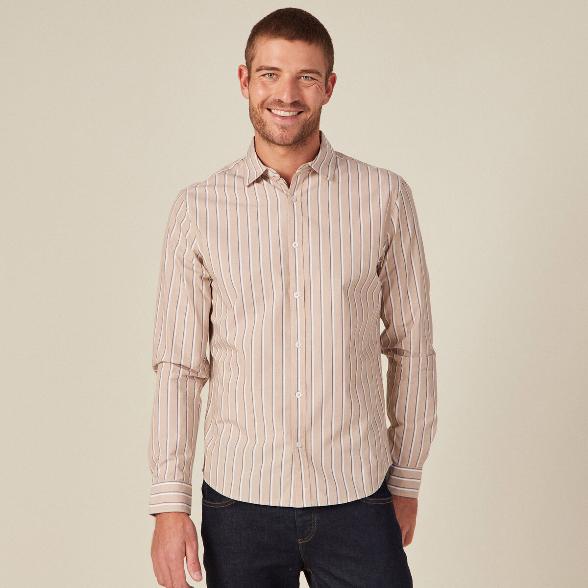 Chemise ray&eacute;e en coton manches longues beige homme