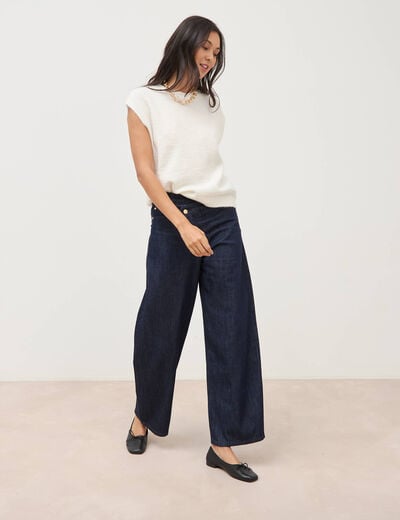 Pull droit court sans manches col rond ecru femme