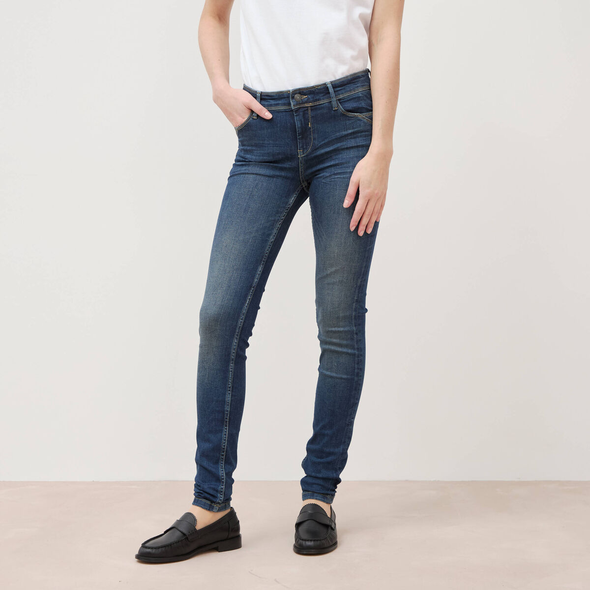 Jeans skinny push-up taille standard denim brut femme