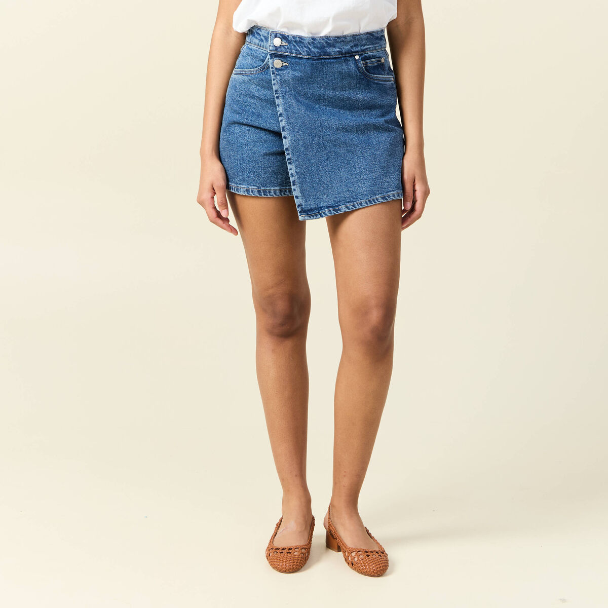 Jupe-short droite en jean denim stone femme