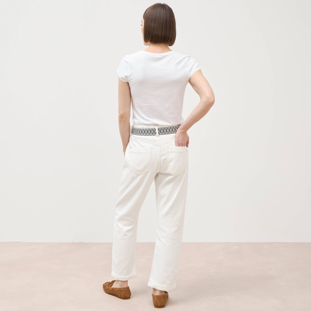 Jeans boyfriend ceintur&eacute; denim blanc femme