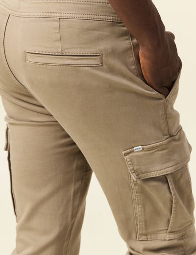 Pantalon battle bas resserr&eacute; taupe homme
