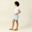 Short droit en jean à pinces denim bleach femme