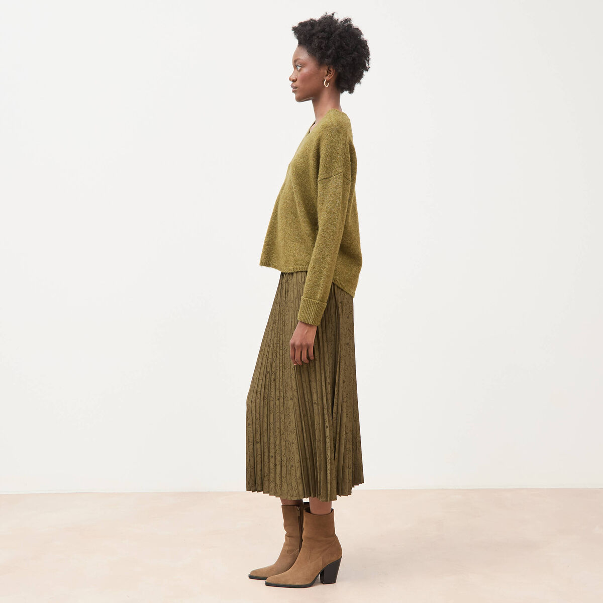 Pull droit col v manches longues vert kaki femme