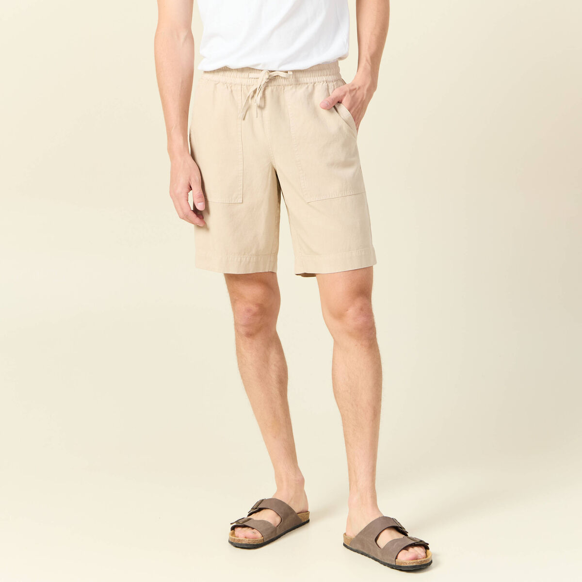 Short droit &agrave; coulisse sable homme