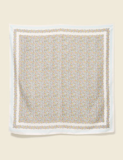 &Eacute;charpe satin&eacute;e ecru femme