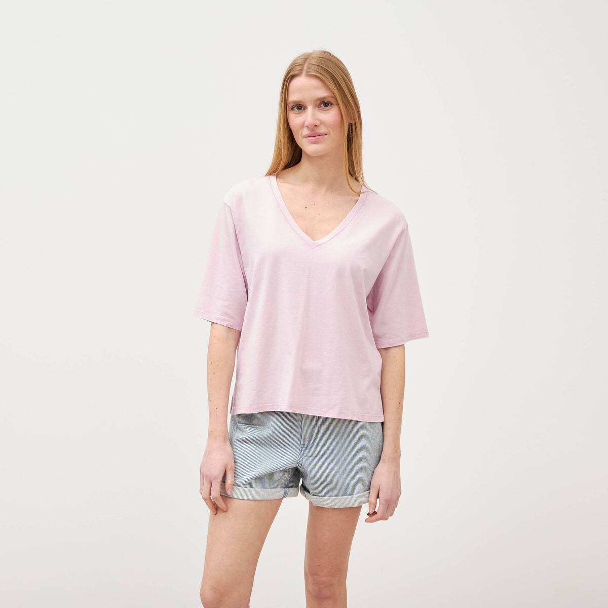 T-shirt col v manches courtes en coton parme femme