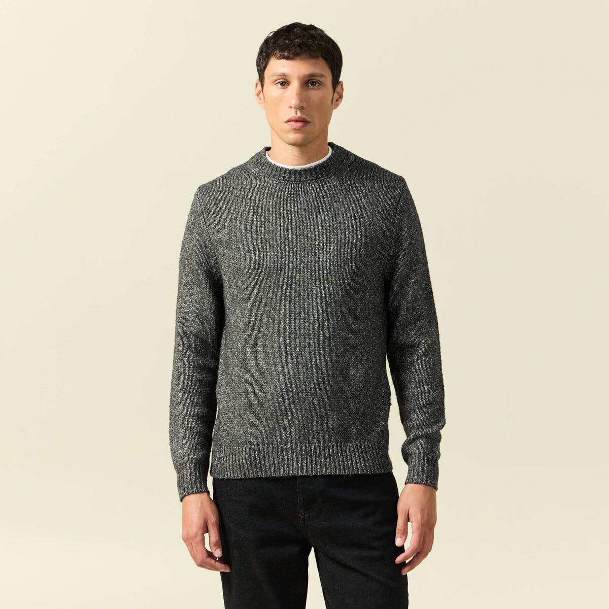 Pull manches longues col rond noir homme