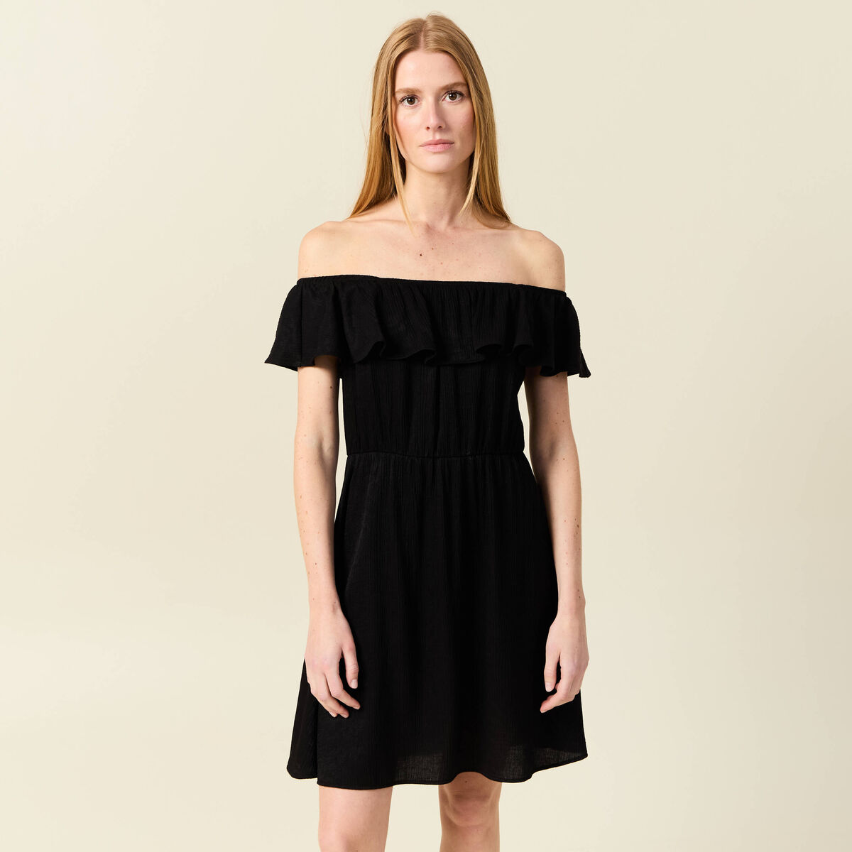 Robe col carré manches courtes noir femme