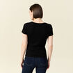 T-shirt ajusté col V manches courtes noir femme