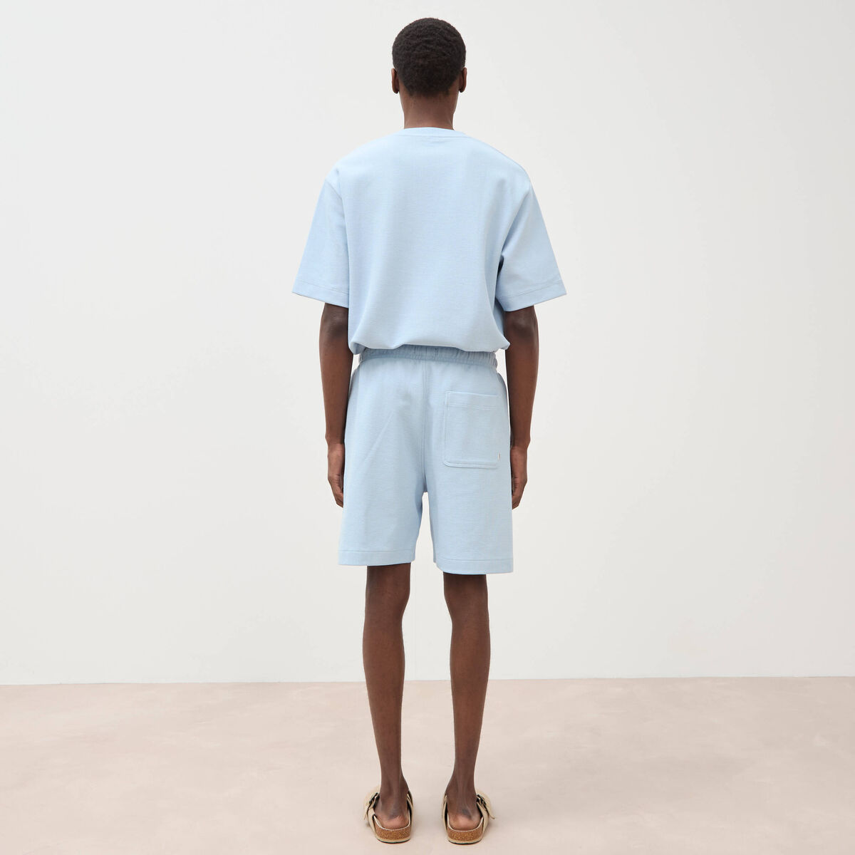 Short bleu ciel homme