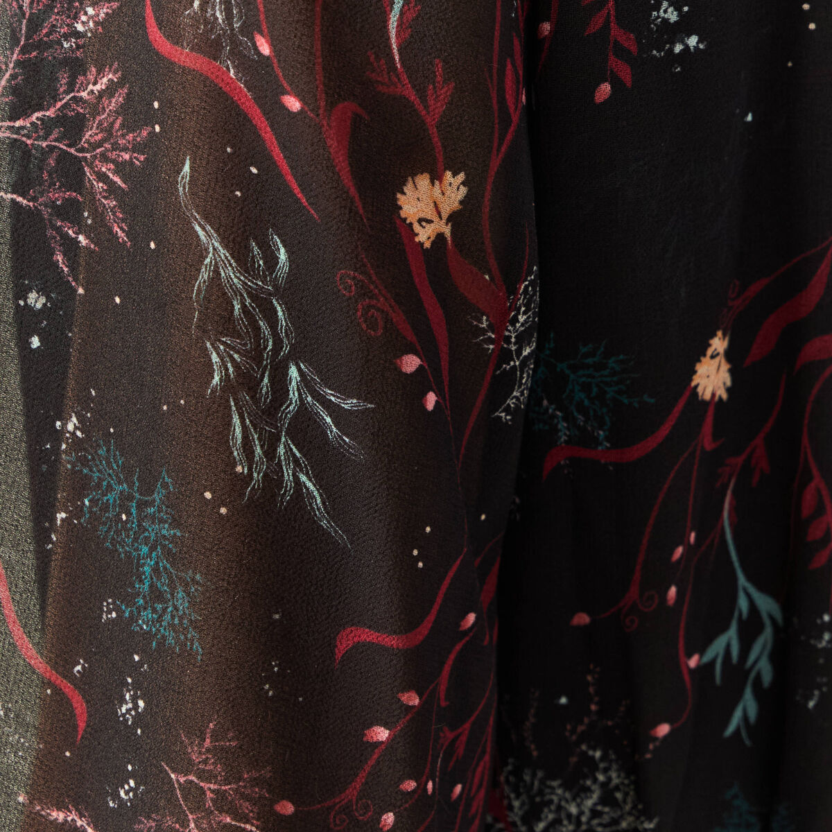 Robe &eacute;vas&eacute;e bas pliss&eacute; noir femme