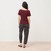 T-shirt ajust&eacute; manches courtes bordeaux femme