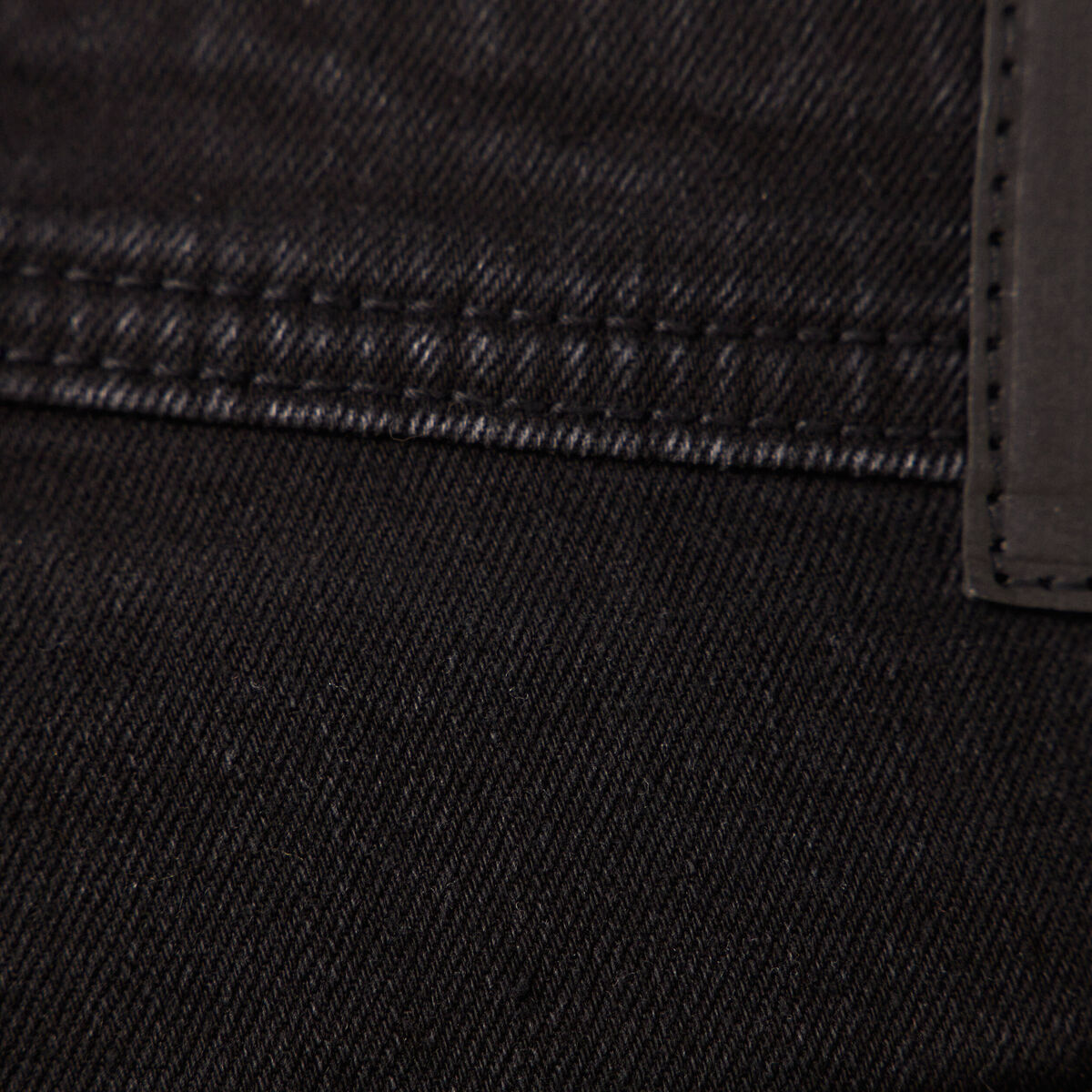 Jeans tapered 5 poches denim noir homme