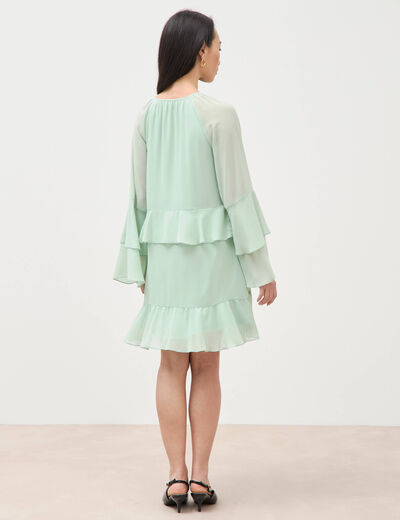 Robe courte &eacute;vas&eacute;e manches longues vert pastel femme