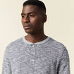 T-shirt en coton manches longues bleu fonc&eacute; homme