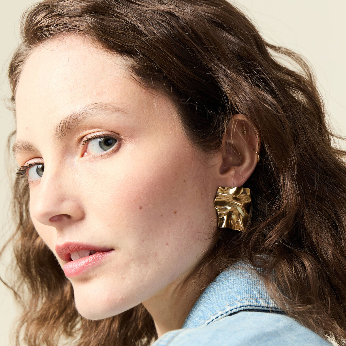 Boucles d'oreilles clous couleur or femme