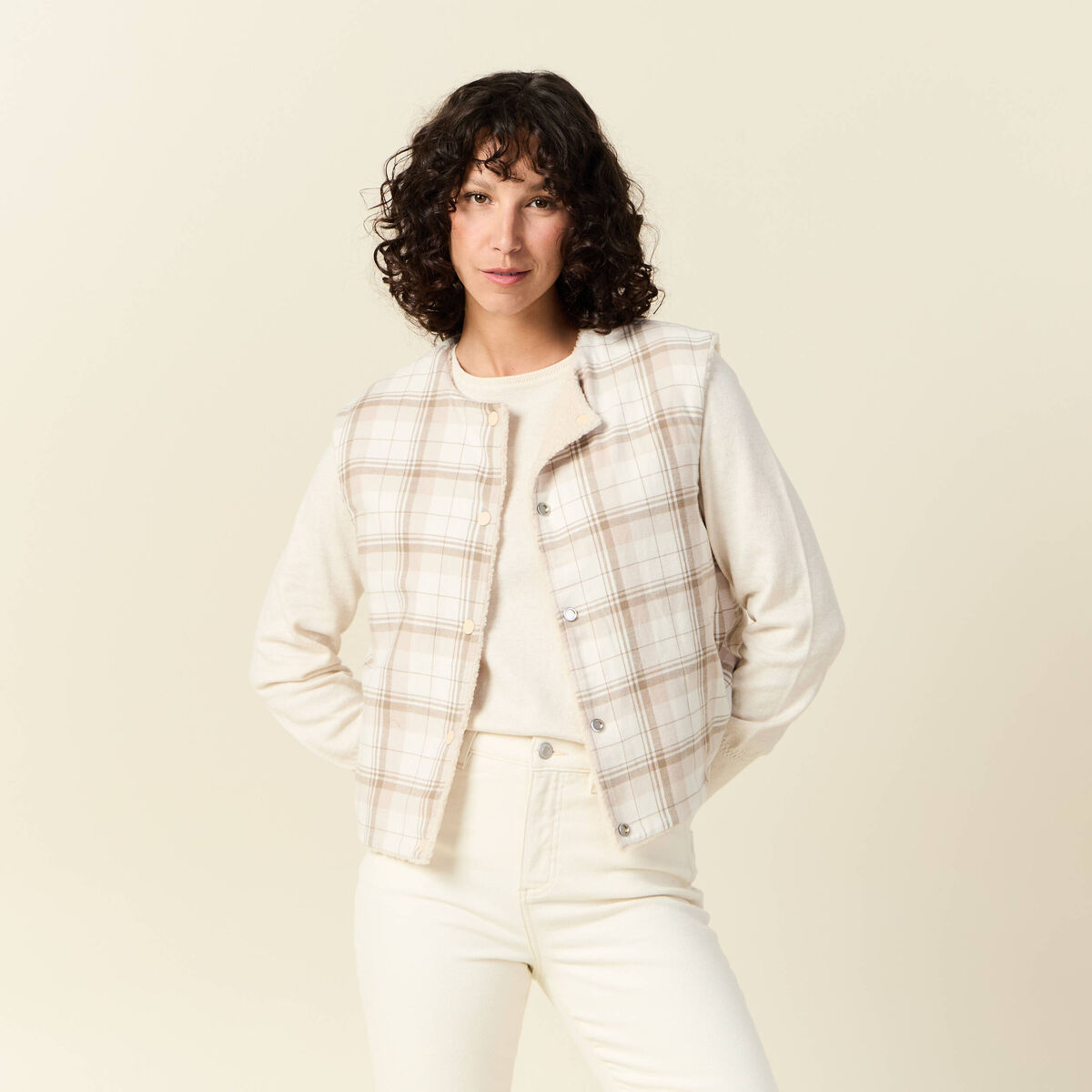 Gilet sans manches r&eacute;versible creme femme