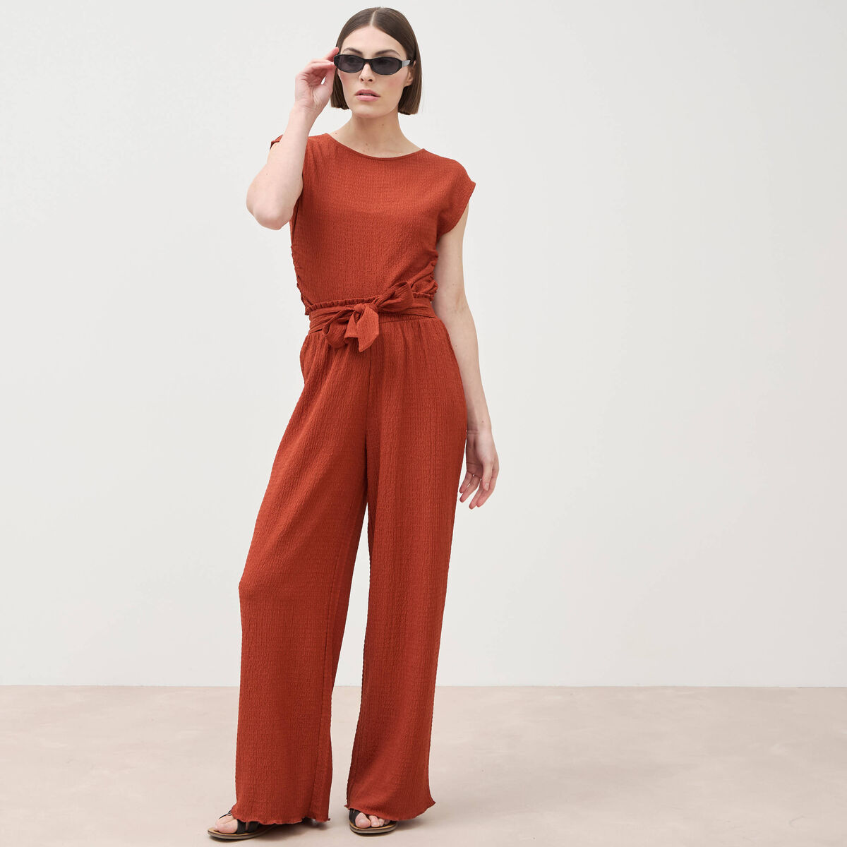 Pantalon loose avec ceinture marron cognac femme