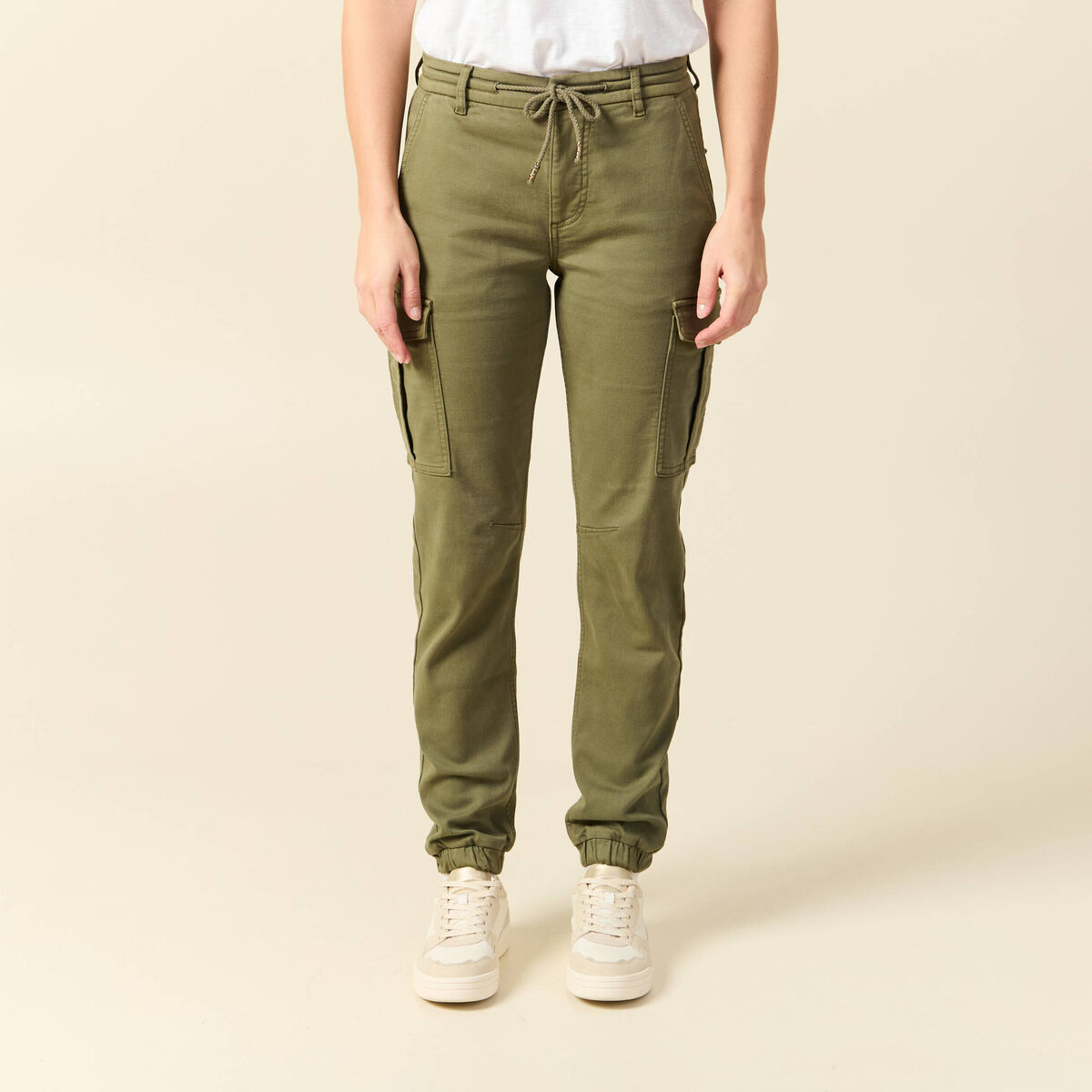 Pantalon cargo battle 7/8&egrave;me en maille vert kaki femme
